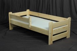 Posteľ Kouba 180/80 cm + rošt - masív borovica produkt