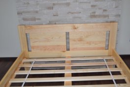 Posteľ z masívu borovice Mateo 140x200 cm + rošt ZADARMO produkt
