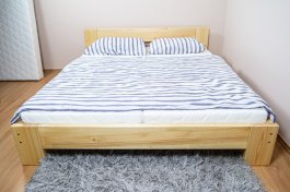 Posteľ Káťa z masívu borovice 4 cm - 140x200 cm + rošt ZADARMO produkt